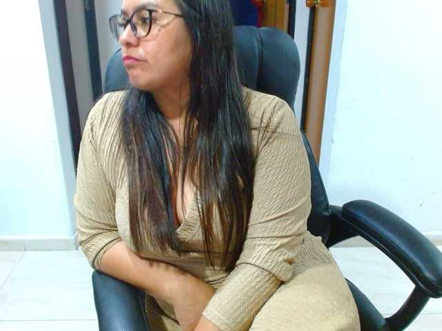 MARILYNWHANCO's BongaCams show and profile