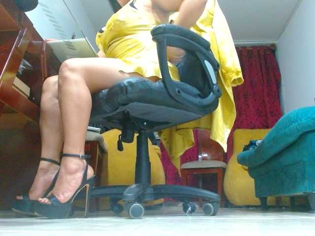 MARILYNWHANCO's BongaCams show and profile