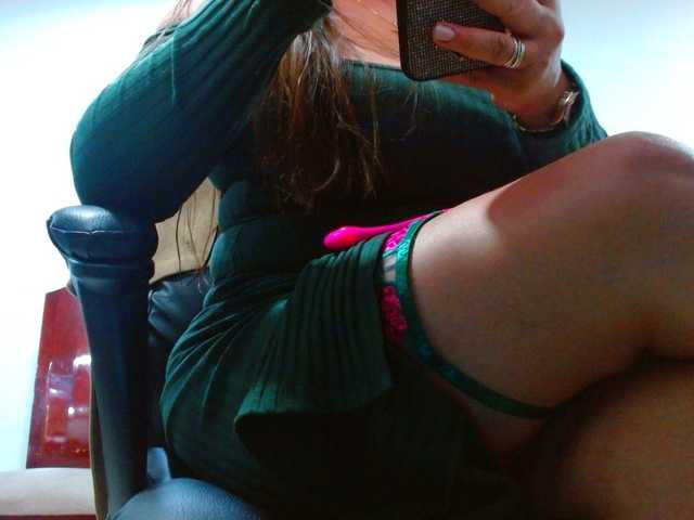 MARILYNWHANCO's BongaCams show and profile