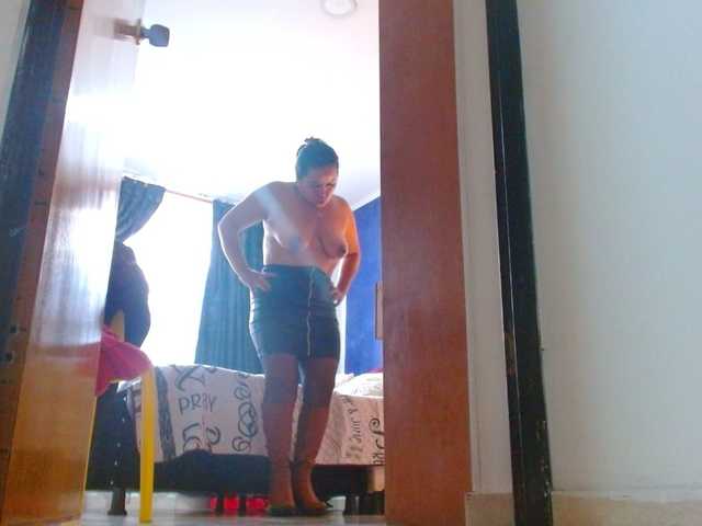 MARILYNWHANCO's BongaCams show and profile