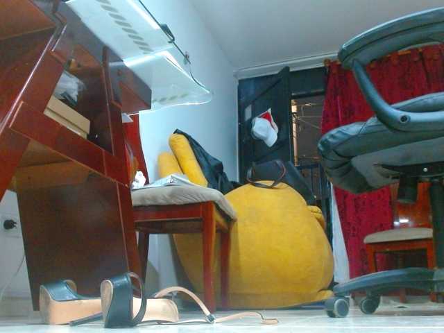 MARILYNWHANCO's BongaCams show and profile