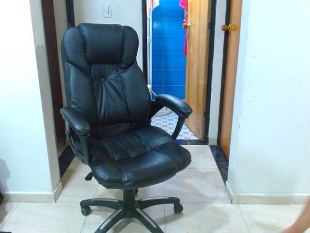 MARILYNWHANCO's BongaCams show and profile