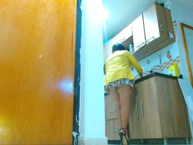 MARILYNWHANCO's BongaCams show and profile