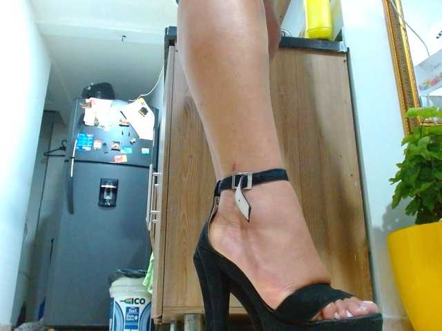 MARILYNWHANCO's BongaCams show and profile