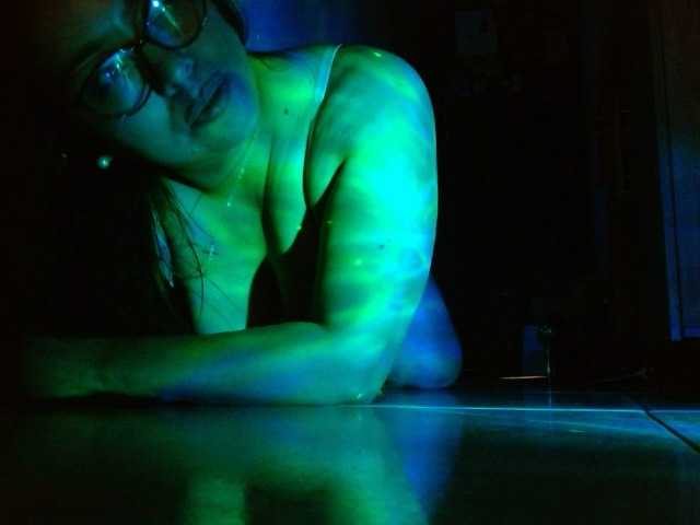 MARILYNWHANCO's BongaCams show and profile