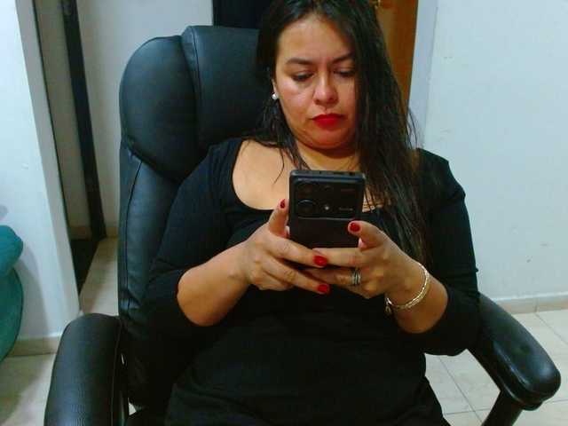 MARILYNWHANCO's BongaCams show and profile