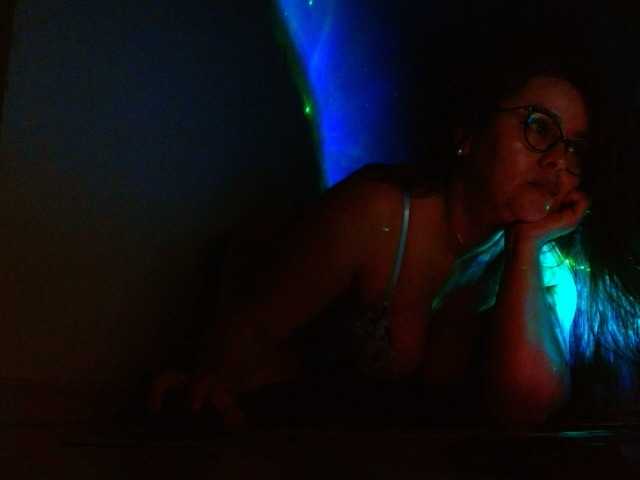 MARILYNWHANCO's BongaCams show and profile