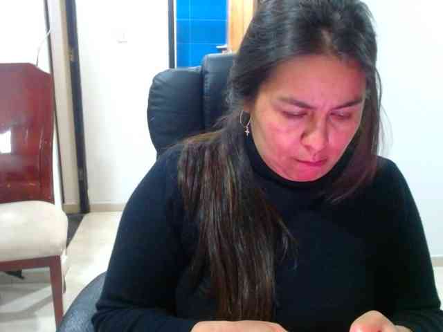 MARILYNWHANCO webcam