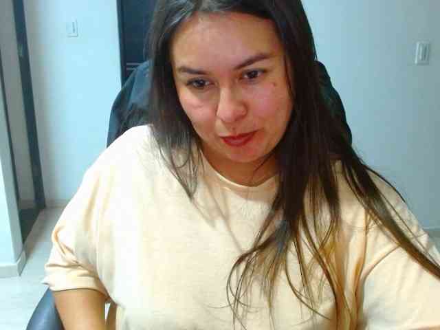 MARILYNWHANCO webcam