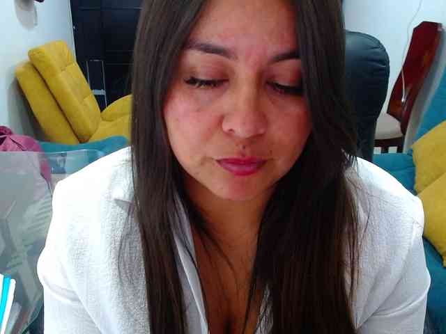 MARILYNWHANCO webcam
