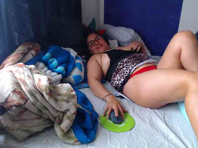MARILYNWHANCO webcam