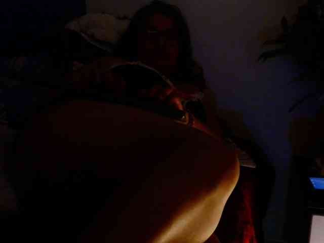 MARILYNWHANCO webcam