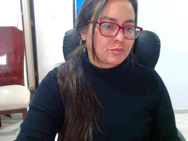 MARILYNWHANCO webcam