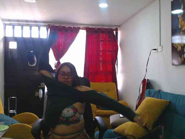 MARILYNWHANCO webcam