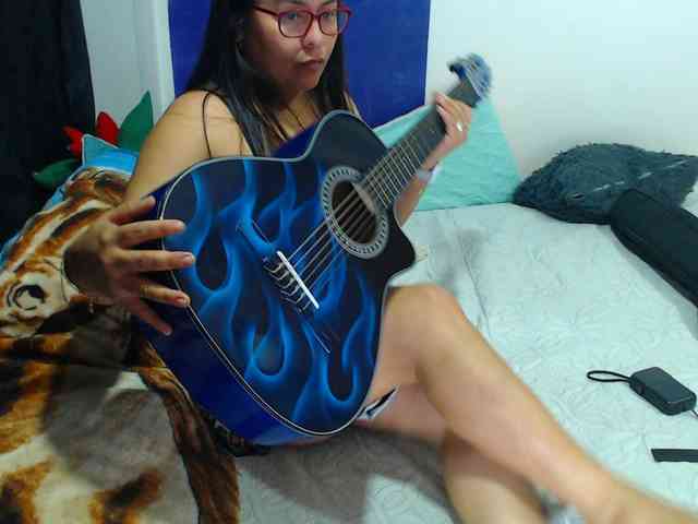 MARILYNWHANCO webcam