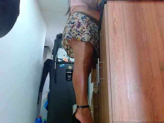 MARILYNWHANCO webcam