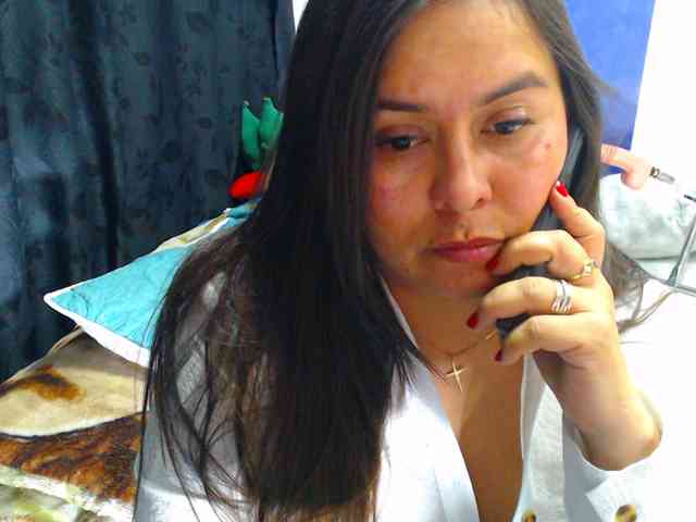 MARILYNWHANCO webcam