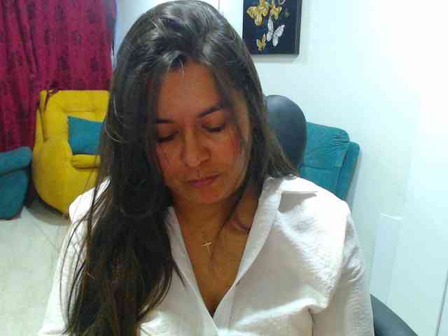 MARILYNWHANCO webcam