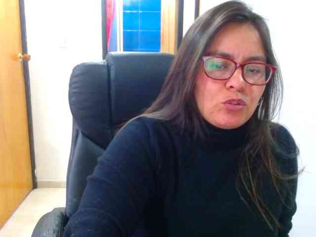 MARILYNWHANCO webcam
