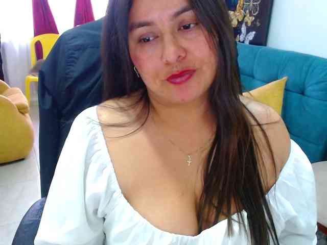 MARILYNWHANCO webcam