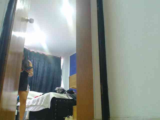 MARILYNWHANCO webcam