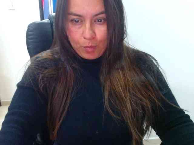 MARILYNWHANCO webcam