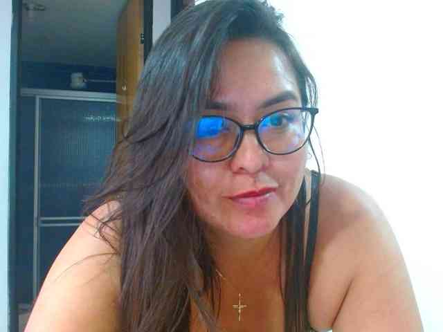 MARILYNWHANCO webcam