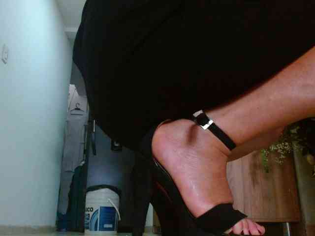 MARILYNWHANCO Live Webcam on BongaCams