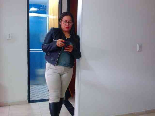 MARILYNWHANCO webcam