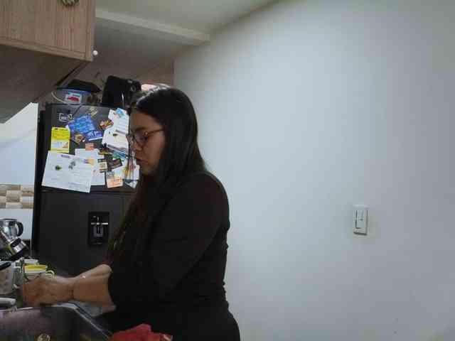 MARILYNWHANCO webcam