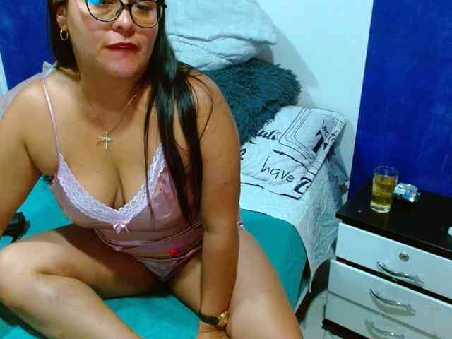 MARILYNWHANCO webcam