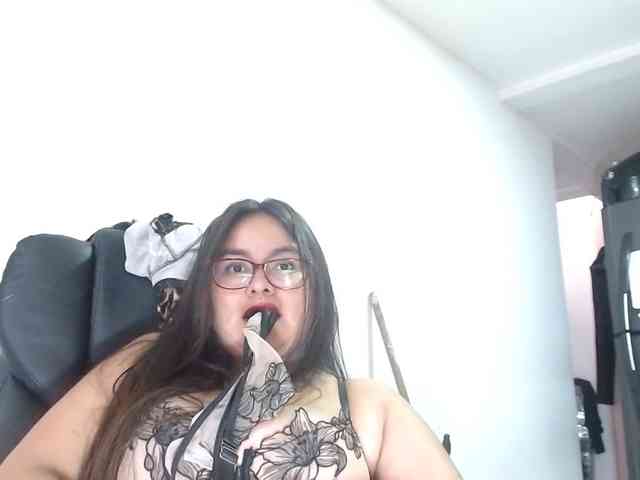 MARILYNWHANCO webcam