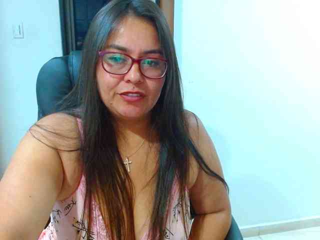 MARILYNWHANCO webcam