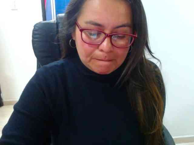 MARILYNWHANCO webcam