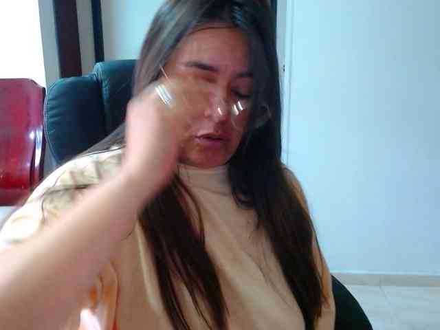 MARILYNWHANCO webcam