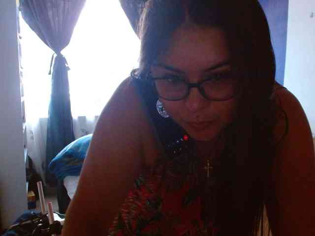 MARILYNWHANCO webcam