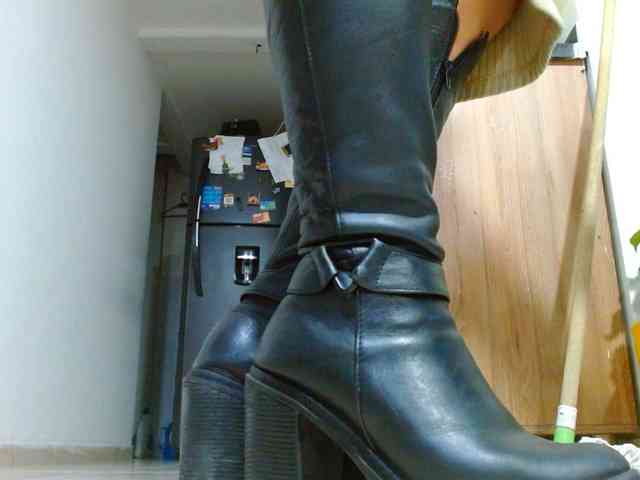 MARILYNWHANCO webcam