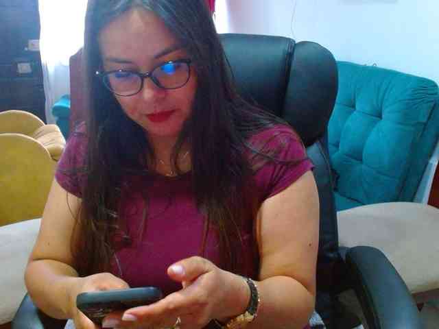 MARILYNWHANCO webcam