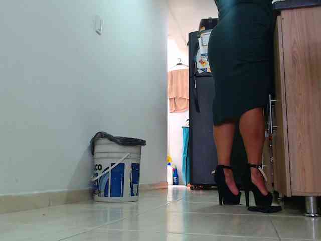 MARILYNWHANCO webcam