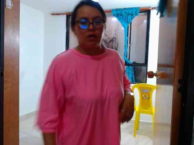 MARILYNWHANCO webcam