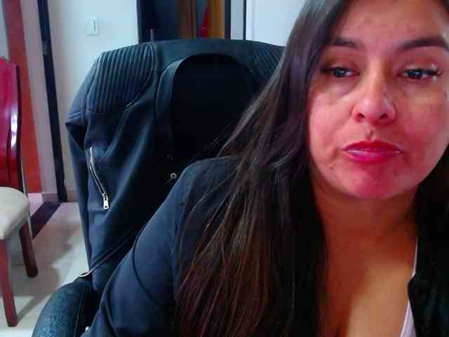MARILYNWHANCO webcam