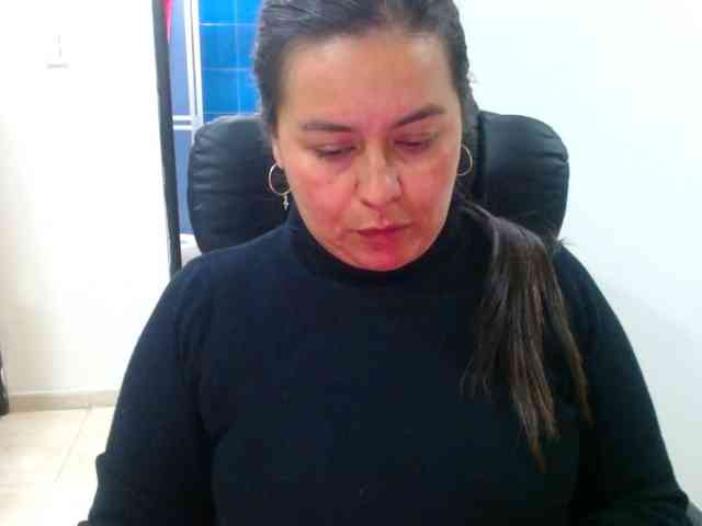 MARILYNWHANCO webcam