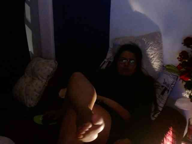MARILYNWHANCO webcam