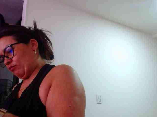 MARILYNWHANCO webcam
