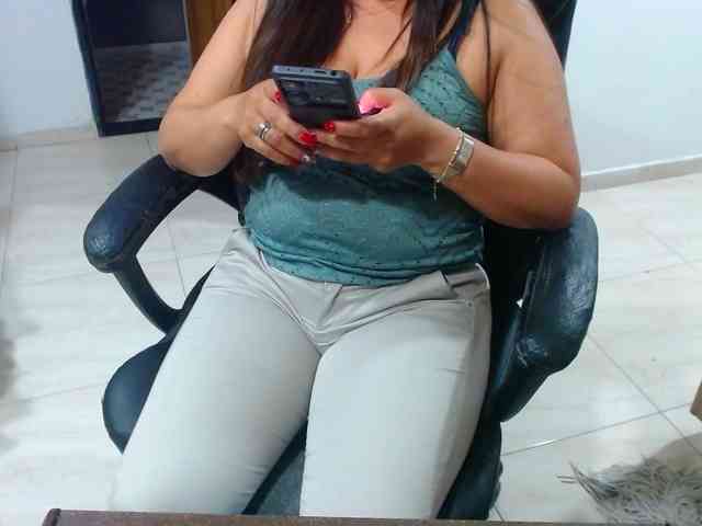 MARILYNWHANCO webcam