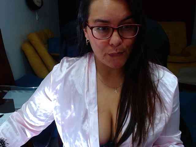 MARILYNWHANCO webcam
