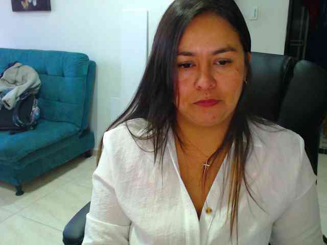 MARILYNWHANCO webcam