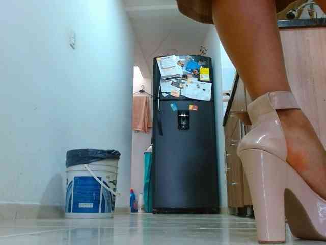 MARILYNWHANCO webcam