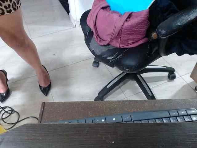 MARILYNWHANCO webcam