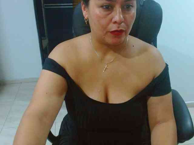 MARILYNWHANCO webcam